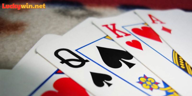Liêng Luckywin: Game Bài Hấp Dẫn Càng Chơi Càng Mê Luật chơi game đánh bài cực kỳ dễ dàng, đơn giản